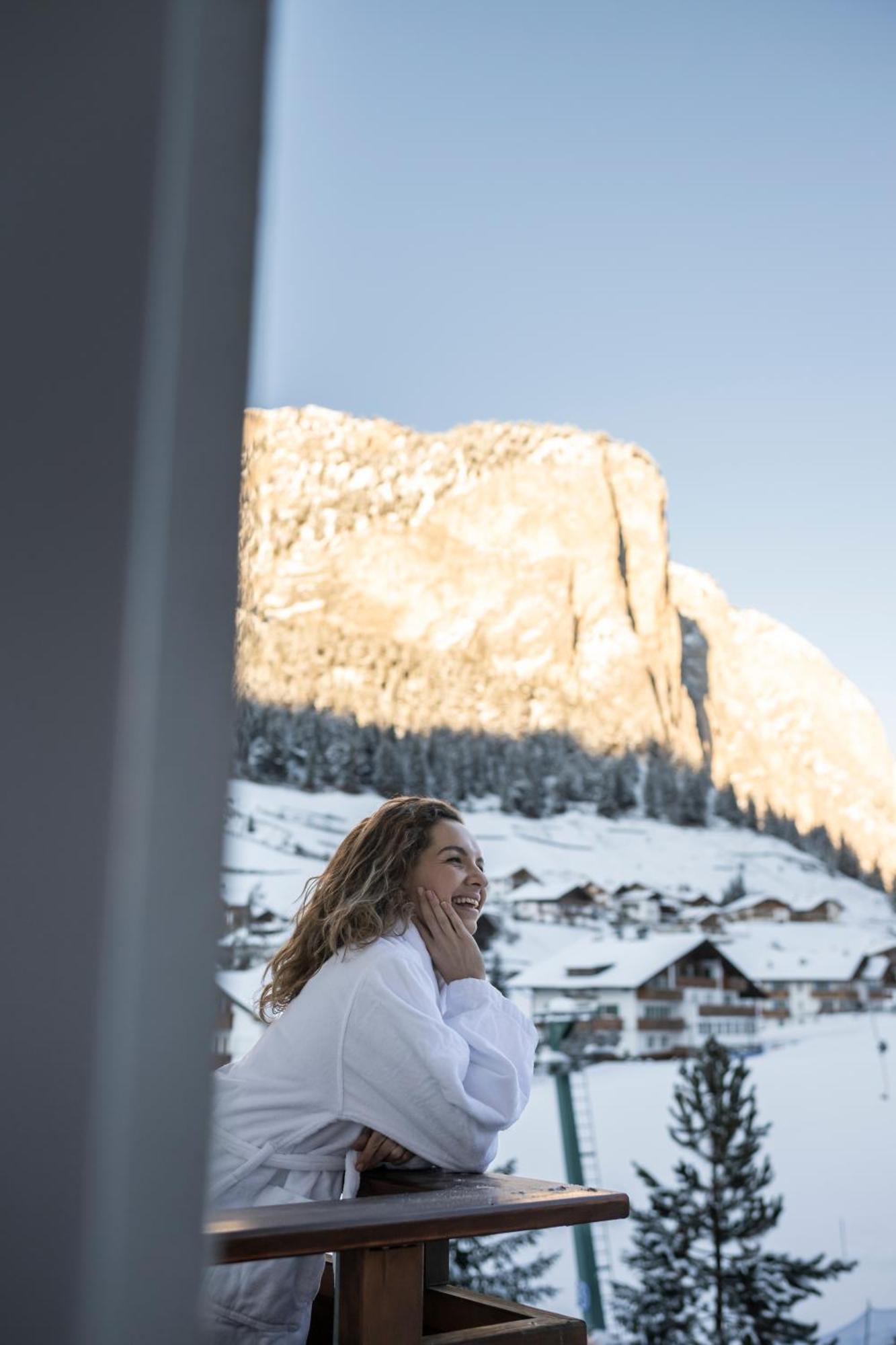Hotel Acadia - Adults Mountain Home Selva di Val Gardena Exterior foto